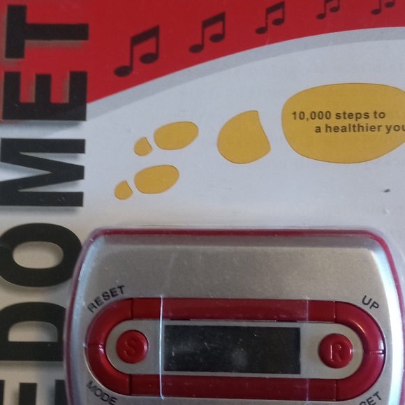 New Pedometer W/Auto Scan Tuner FM Radio, Ultra Sensitive Headset Red & Silver - Picture 4 of 5